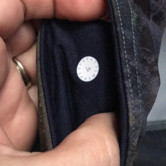 Lululemon Wonder Under Radiant Multi Leggings 4 - Picture 5 of 5